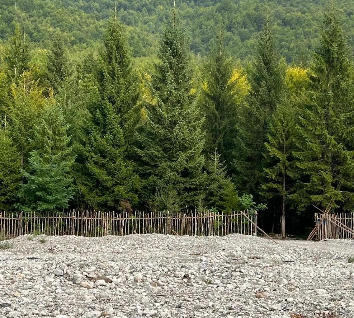 Hotel Bujtina Aroma E Malit Valbone